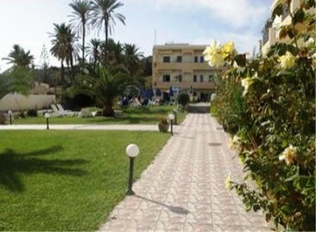 Rania Hotel Apartments Platanés Eksteriør billede